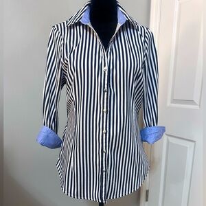 NY&CO BLUE & WHITE STRIPPED 3/4 SLEEVE SHIRT